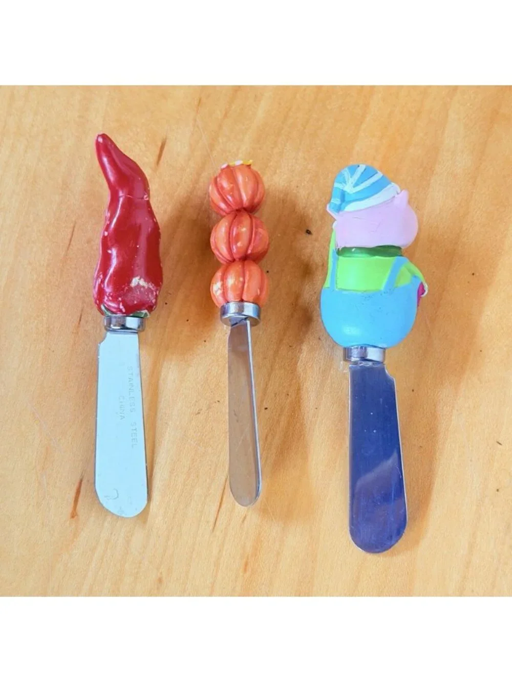 3 Charcuterie Spreaders Ceramic Pepper Squash Piggy Picnic Party Fun